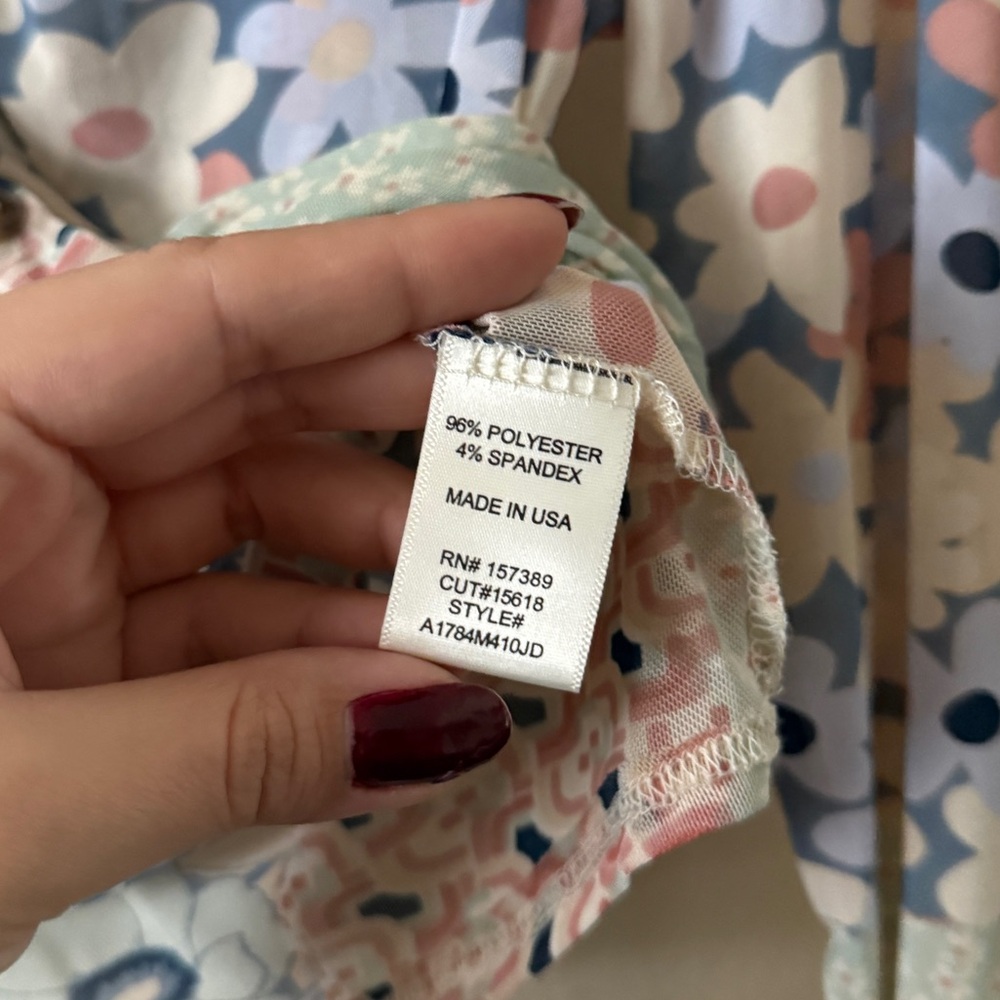 Altar’d State Patchwork Floral Ruched Button Crop… - image 4